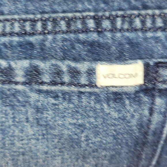 VOLCOM Stoned Jean Shorts Frayed Cutoffs Grunge Cheeky Distressed Size 28 - Picture 7 of 10